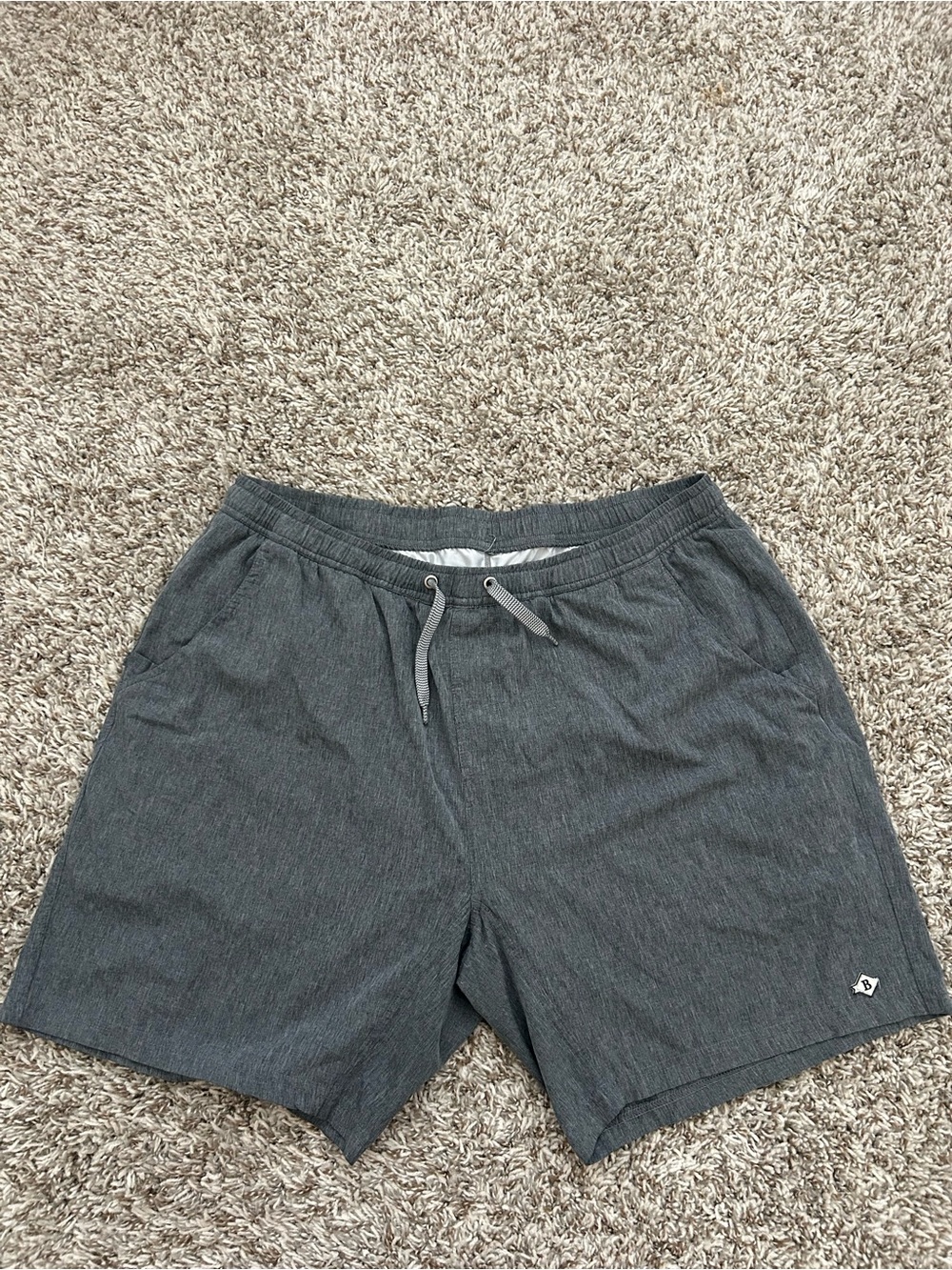 Burlebo Athletic Shorts Mens Large Gray Aztec Lined 7" Stretch